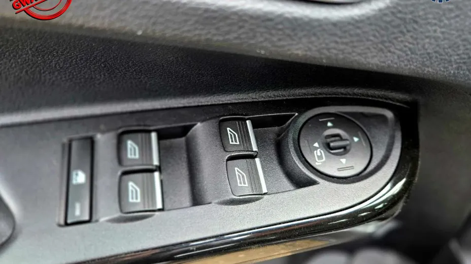 FORD B-MAX -