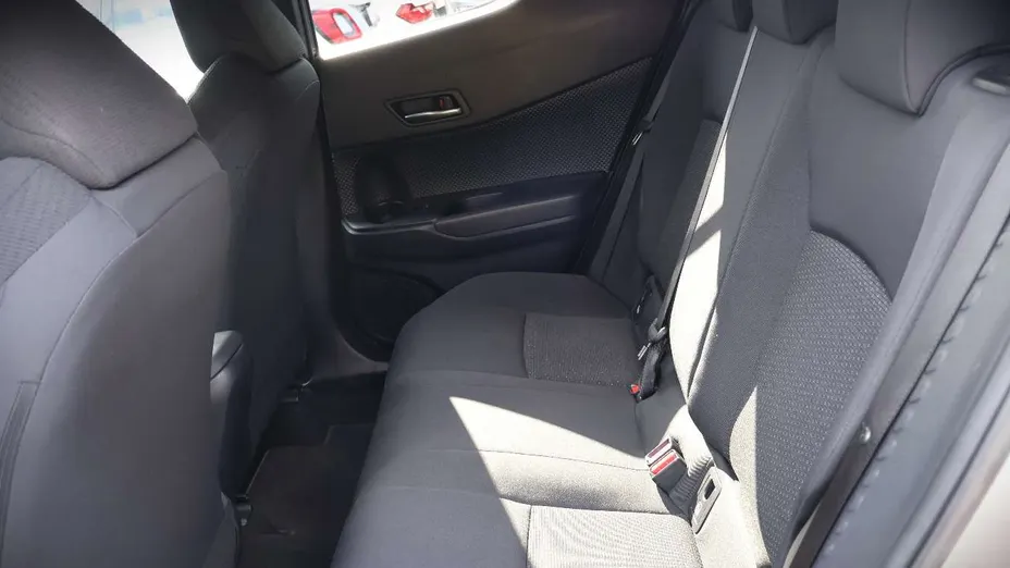TOYOTA C-HR -