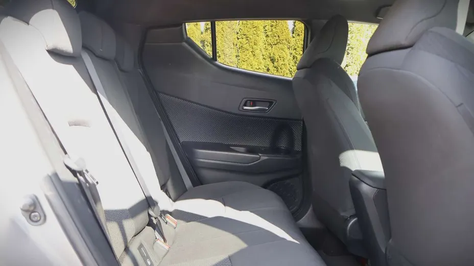 TOYOTA C-HR -