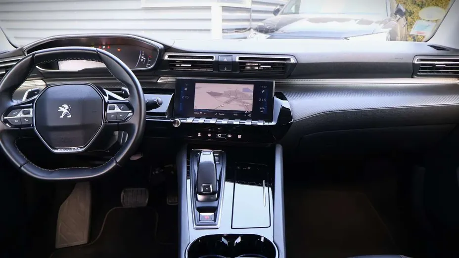 PEUGEOT 508 -