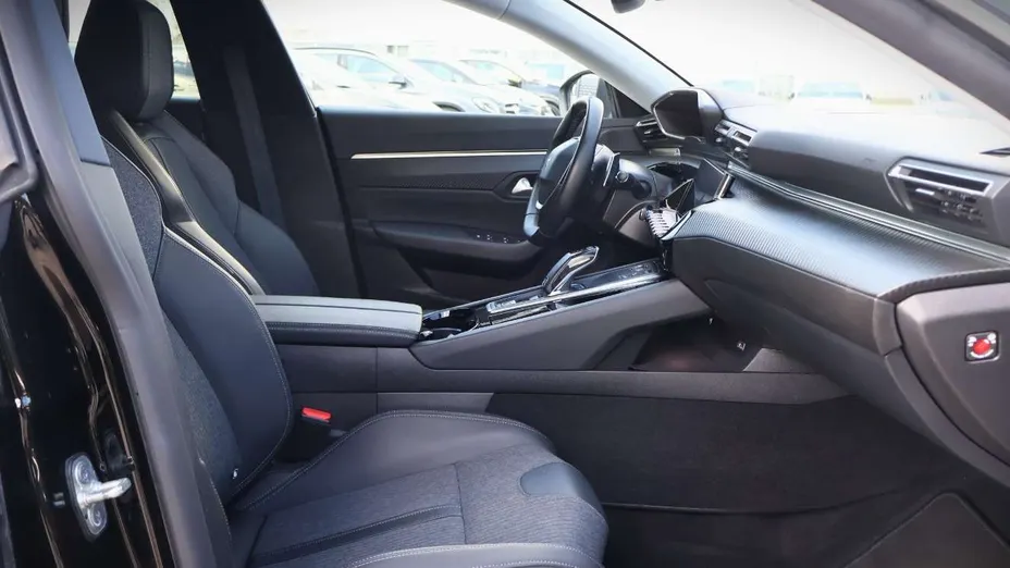 PEUGEOT 508 -