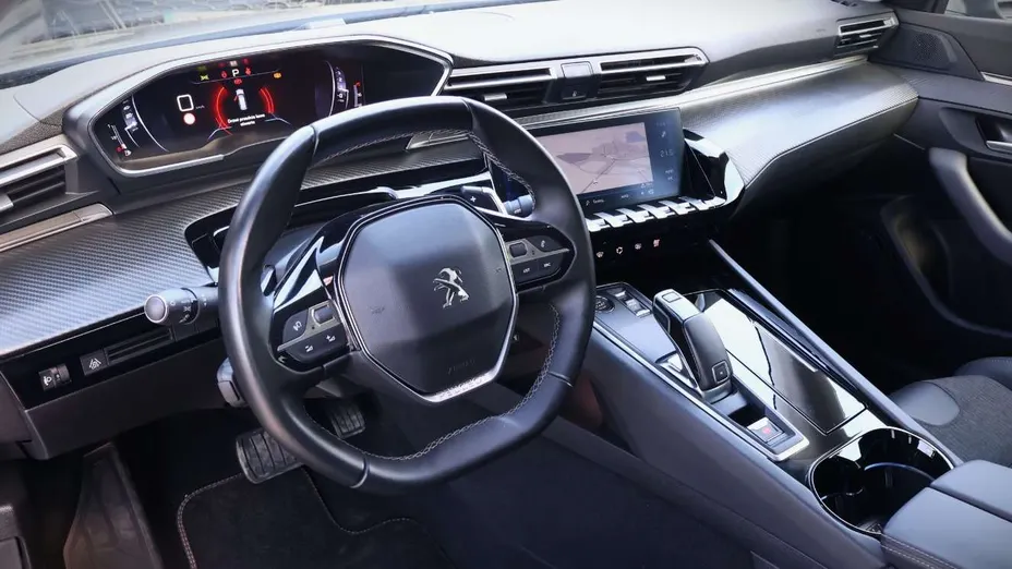 PEUGEOT 508 -