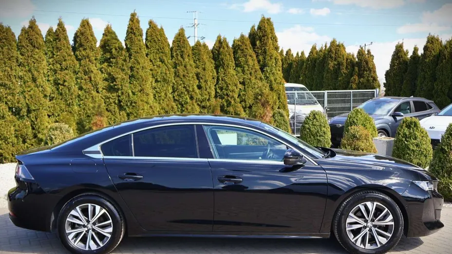 PEUGEOT 508 -