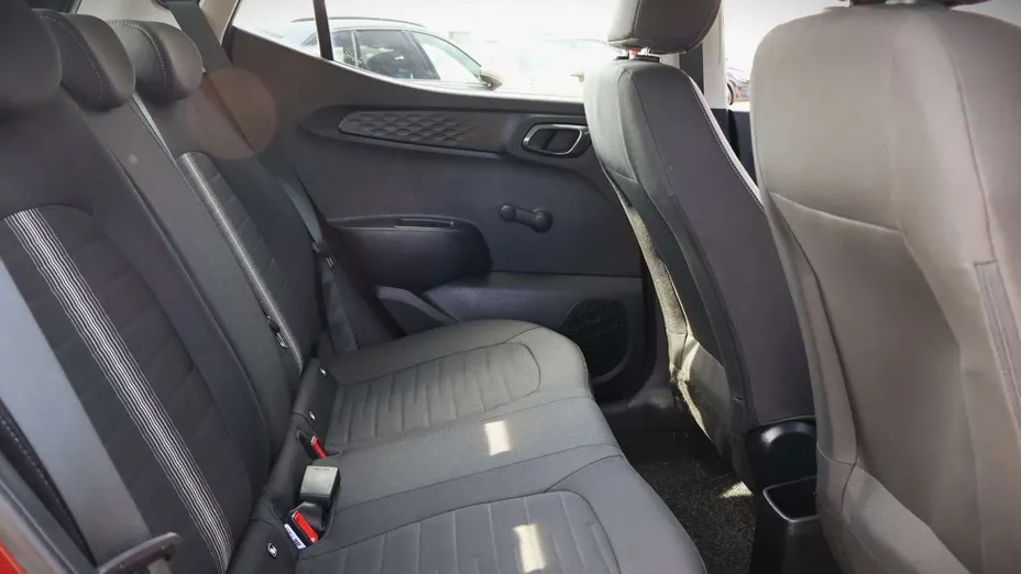 HYUNDAI i10 -