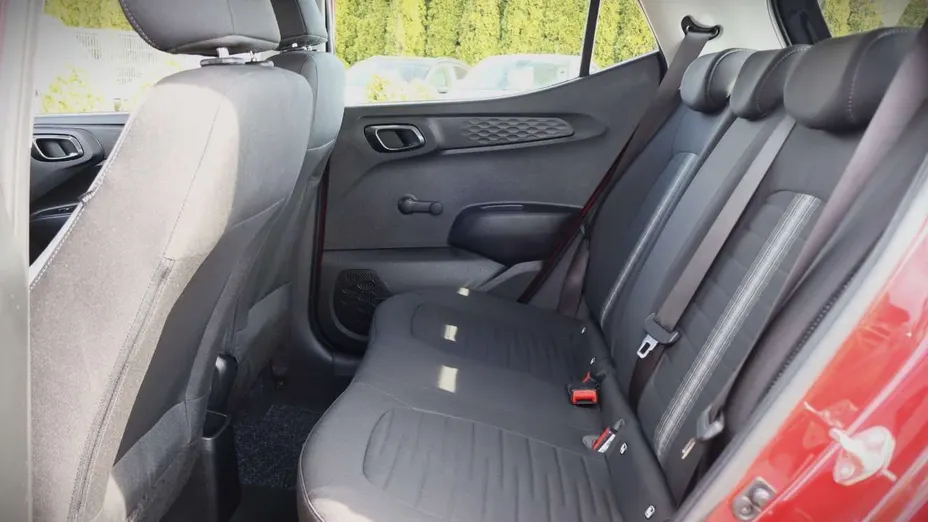 HYUNDAI i10 -