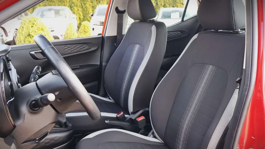 HYUNDAI i10 -