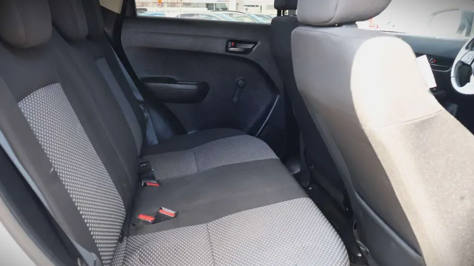 SUZUKI Vitara -