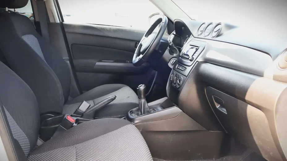 SUZUKI Vitara -