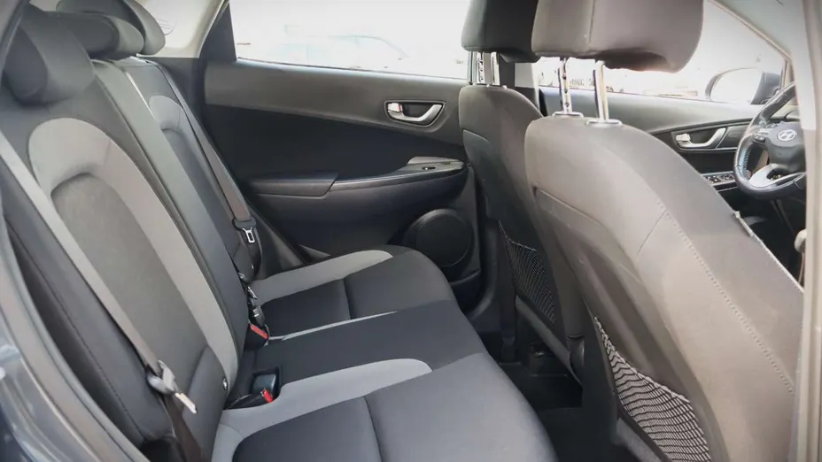 HYUNDAI Kona -