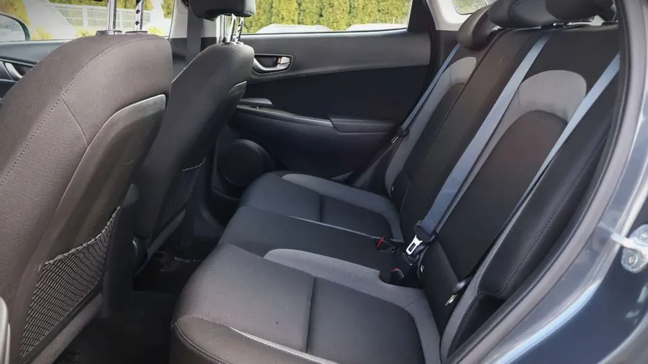 HYUNDAI Kona -