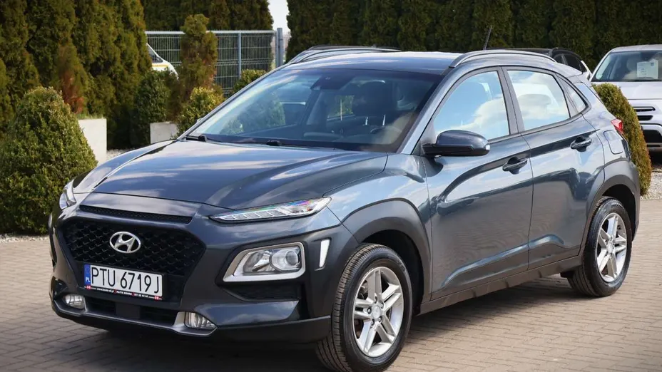 HYUNDAI Kona -