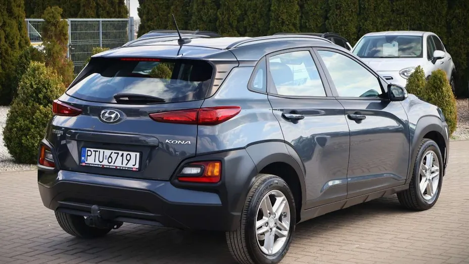 HYUNDAI Kona -