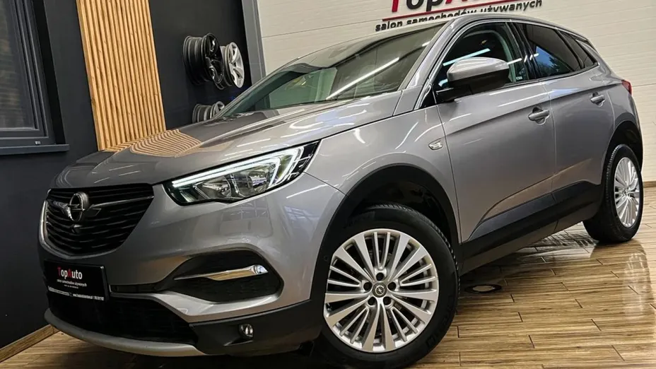 OPEL Grandland X -