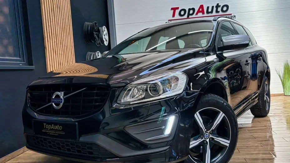 VOLVO XC60 -