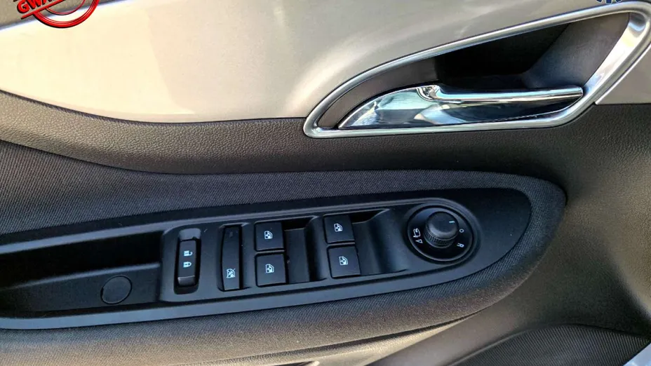 OPEL Mokka -