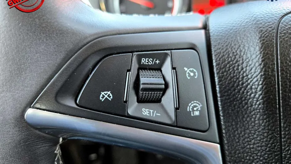 OPEL Mokka -