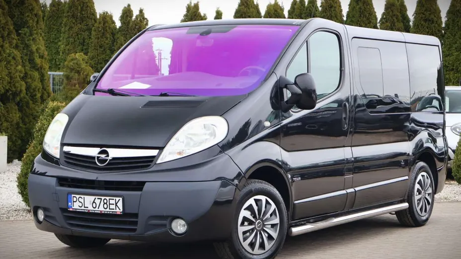 OPEL Vivaro -