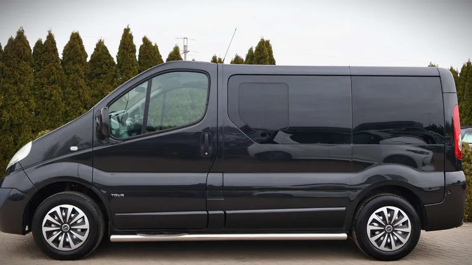 OPEL Vivaro -