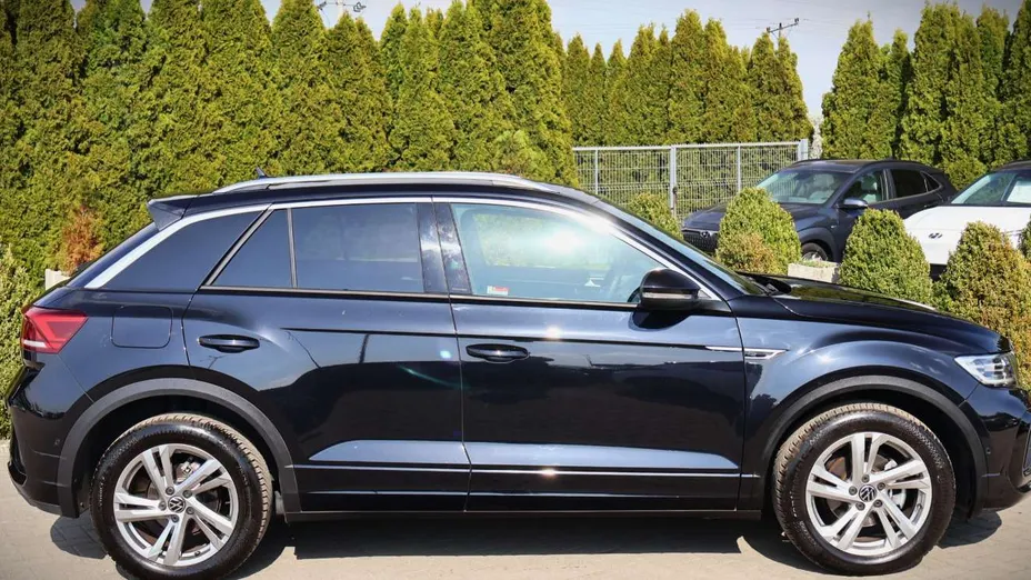 VOLKSWAGEN T-ROC -
