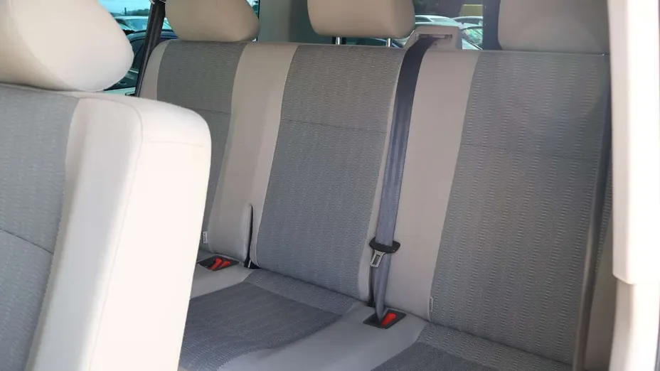 VOLKSWAGEN Caravelle -