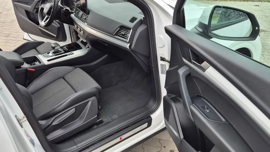 AUDI Q5 -