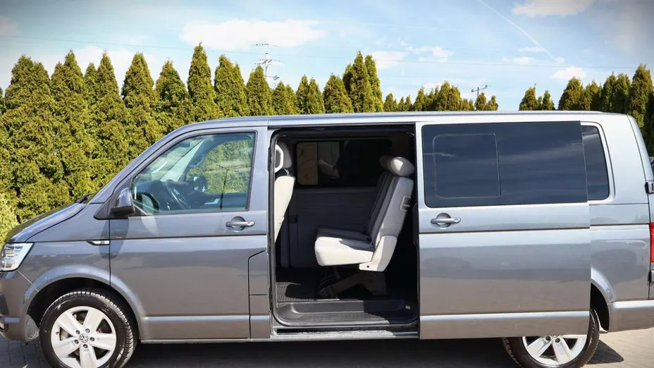 VOLKSWAGEN Caravelle -