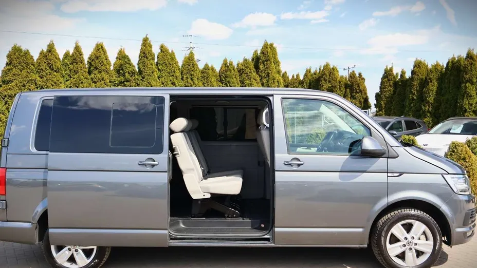 VOLKSWAGEN Caravelle -