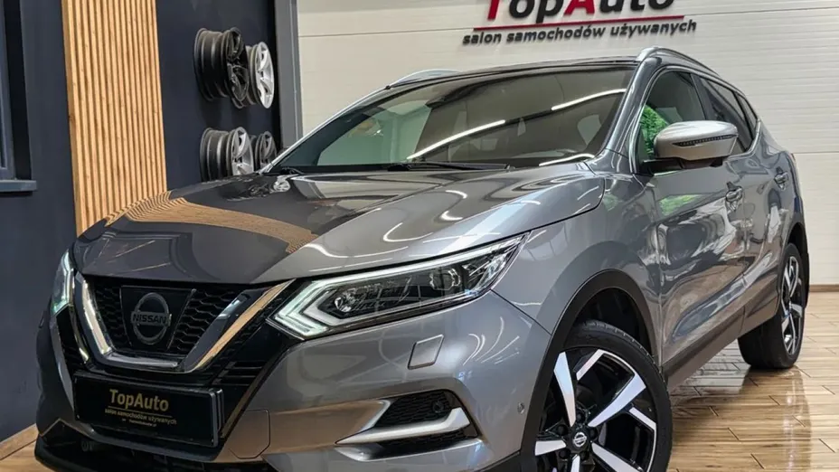 NISSAN Qashqai -