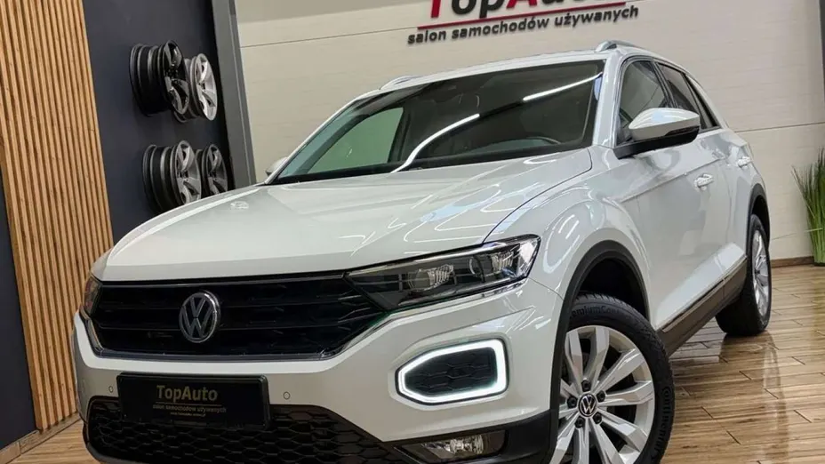 VOLKSWAGEN T-ROC -