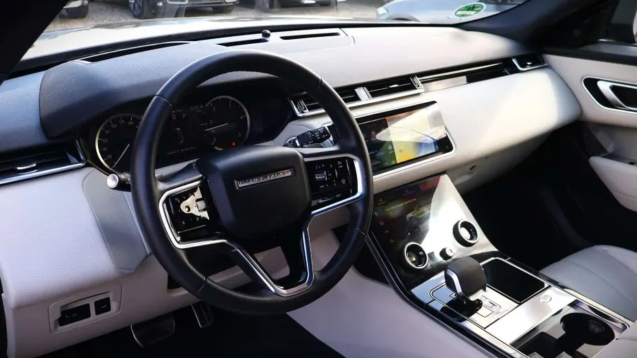LAND ROVER Range Rover Velar -
