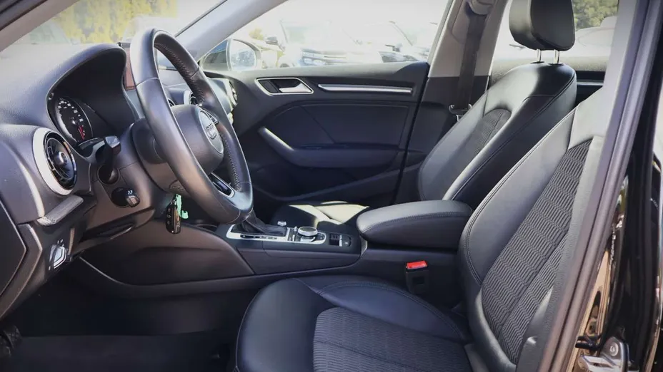 AUDI A3 Sportback -