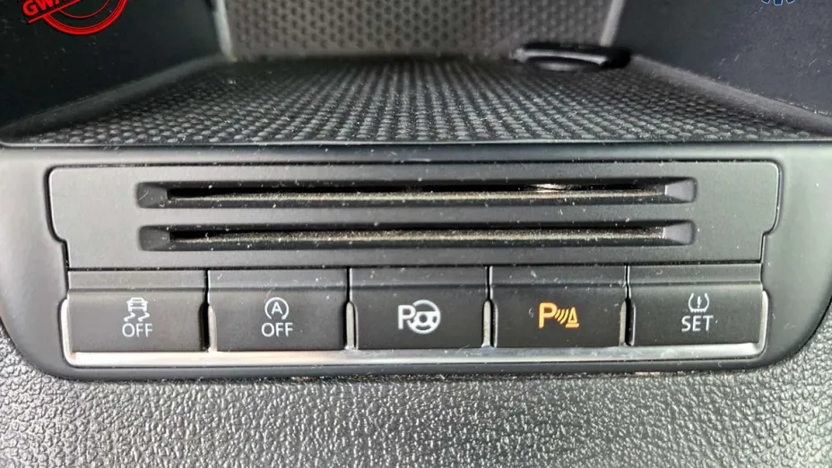 VOLKSWAGEN Tiguan -