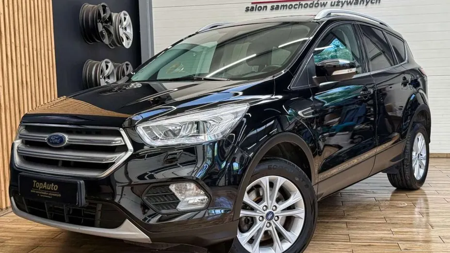 FORD Kuga -