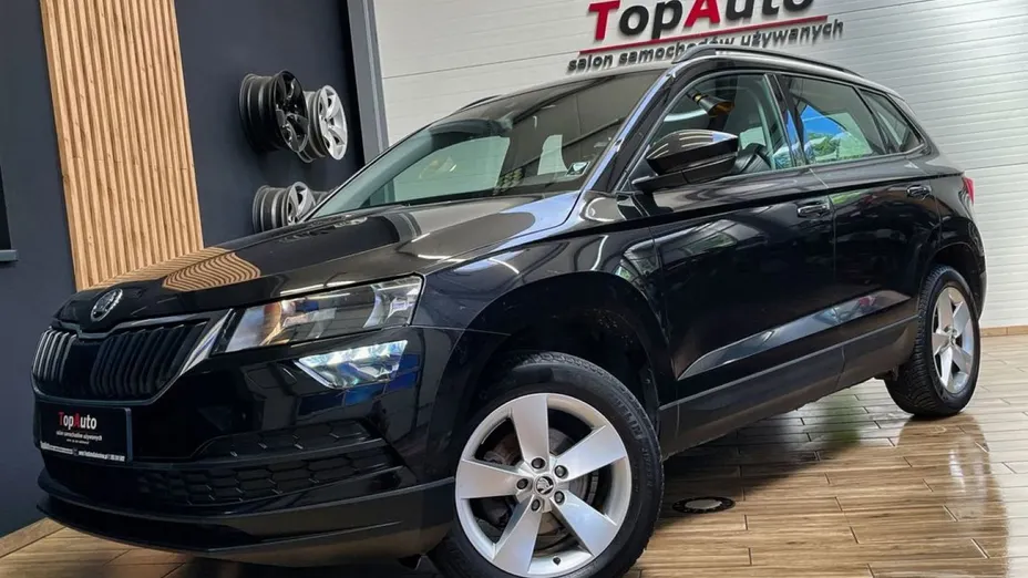 SKODA Karoq -