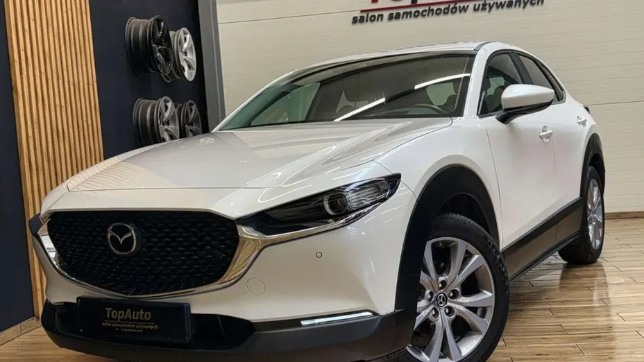 MAZDA CX-30 -