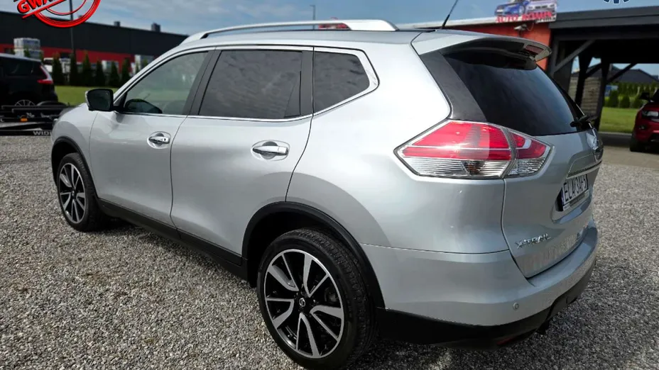 NISSAN X-Trail -