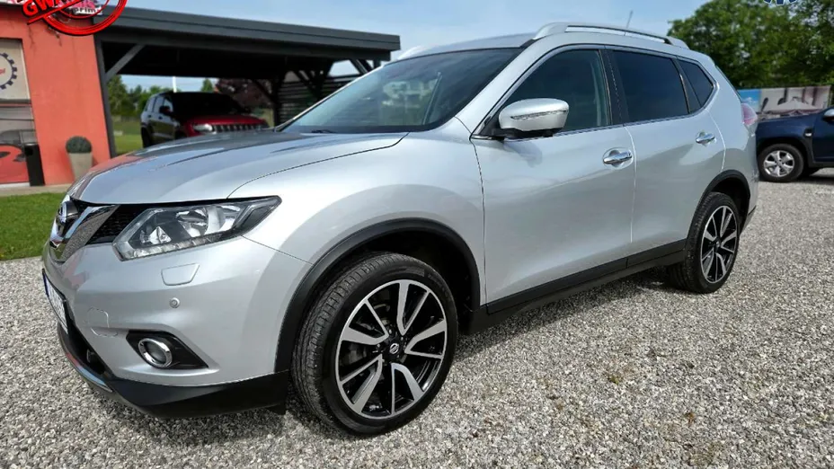 NISSAN X-Trail -