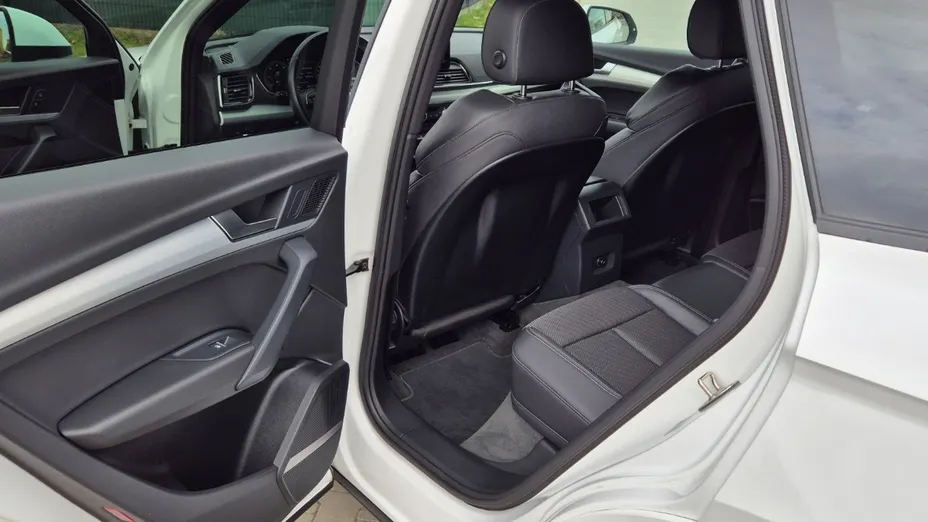 AUDI Q5 -
