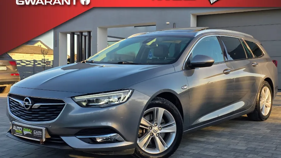 OPEL Insignia -