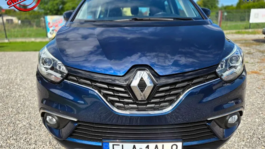 RENAULT Scenic -