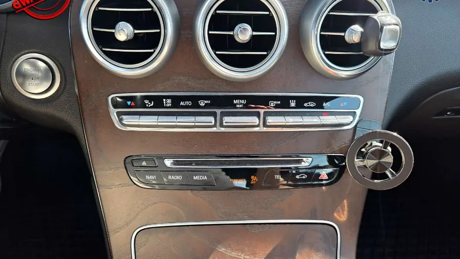 MERCEDES-BENZ GLC -