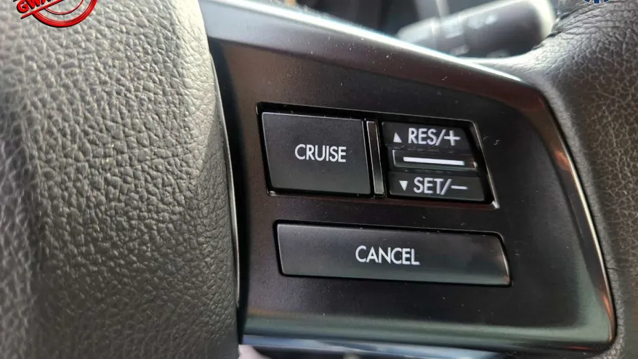 SUBARU XV -