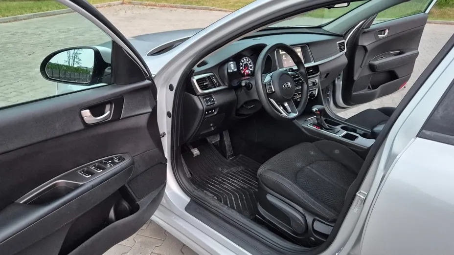 KIA Optima -
