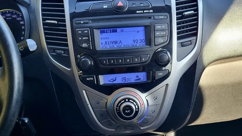HYUNDAI ix20 -