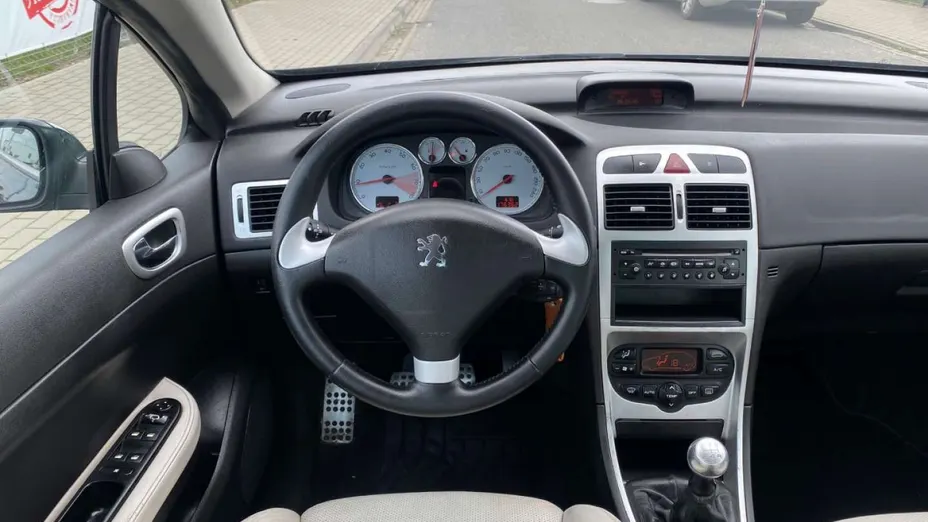 PEUGEOT 307 -