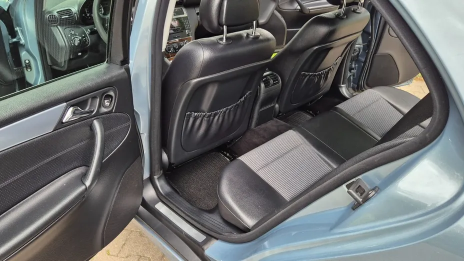 MERCEDES-BENZ C Klasa -