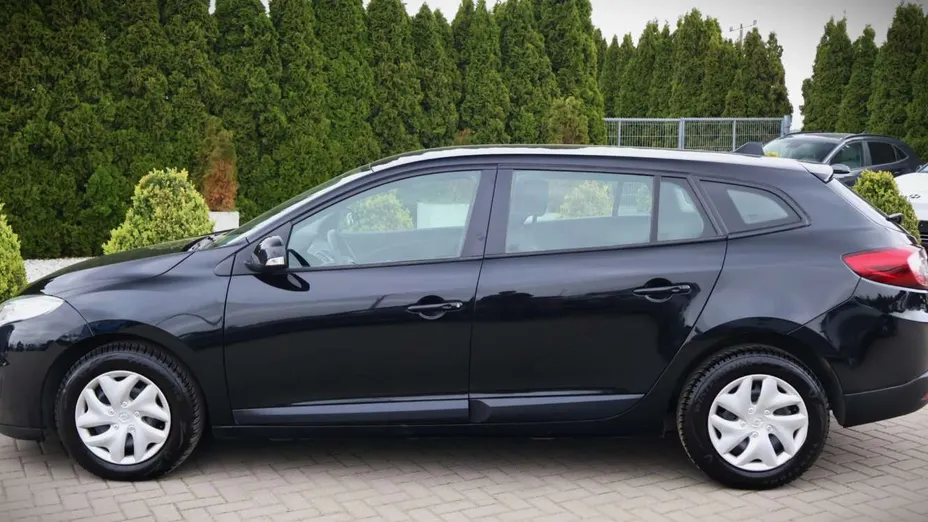RENAULT Megane -