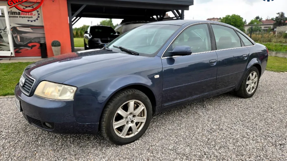 AUDI A6 -
