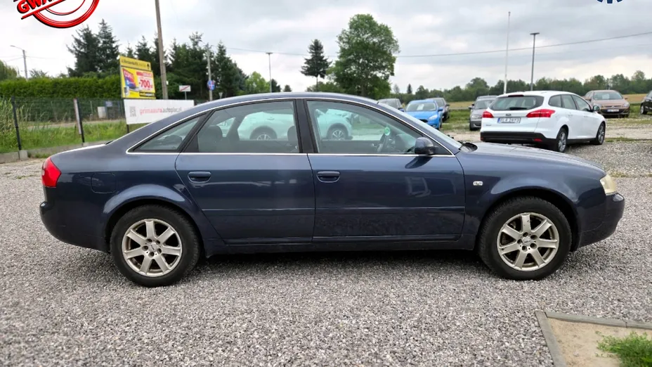 AUDI A6 -