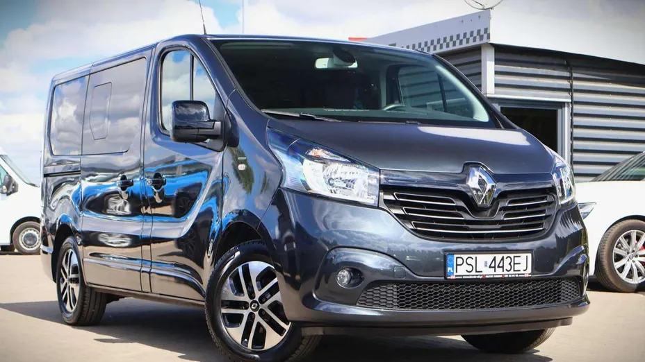 RENAULT Trafic -